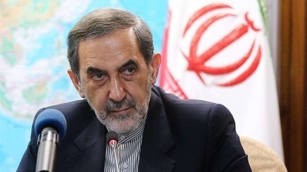 イラン最高指導者顧問が、地域からの米軍撤退を強調