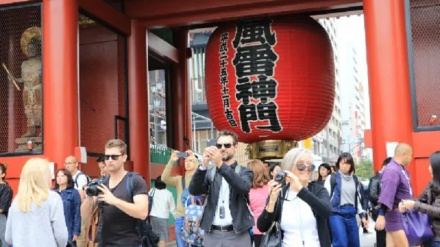 日本国民が、外国人観光客を「歓迎」
