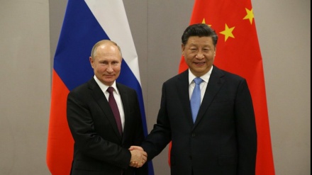 Putin a Jinping: sarò felice di continuare il nostro dialogo costruttivo