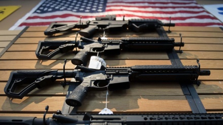 アメリカで、銃器による殺害と自殺件数が増加