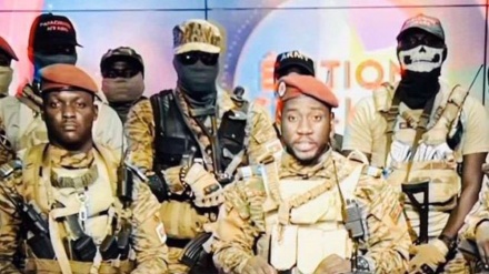 Burkina: coup d'État anti-Barkhane?