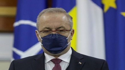Romania, ministro Difesa si dimette dopo commenti sull'Ucraina