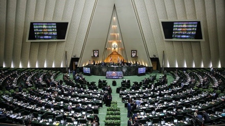 Deklarata e deputetëve të Parlamentit Islamik të Iranit në mbështetje të forcave të sigurisë dhe të zbatimit të ligjit
