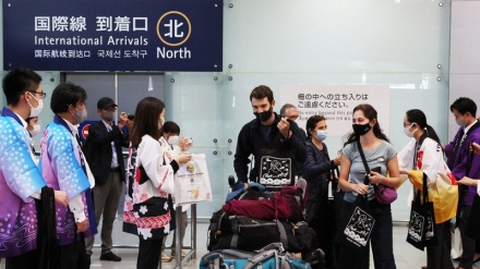 日本が今日から水際対策を緩和、空港が外国人観光客でにぎわう