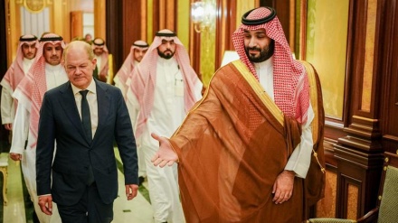 Babak baru Penjualan Senjata ke Arab Saudi; Partisipasi di Perang Yaman