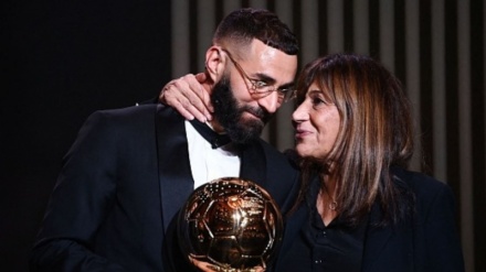 Calcio, Benzema vince Pallone d'Oro: 