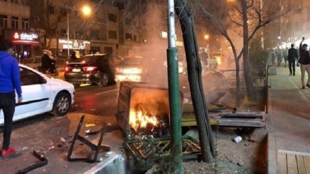 ईरान, दंगों में लिप्त 400 लोगों को किया गया आज़ाद