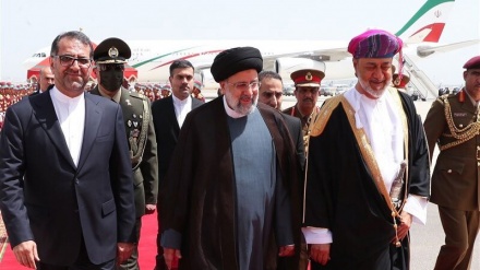 イラン大統領がオマーン国王と電話会談、「わが国民は米の敵対行為に受身でいない」