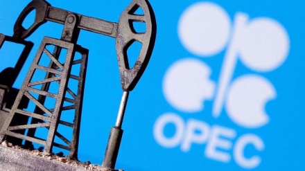 Petrolio, Algeria applaude decisione OPEC+ su taglio di produzione