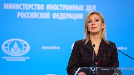 Zakharova lidhur me kryeministren britanike: Lërini të qetë