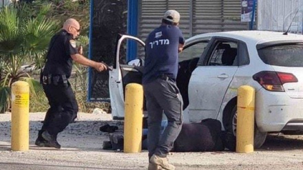 Palestinian martyred after injuring five Israeli settlers in car-ramming operation in occupied West Bank