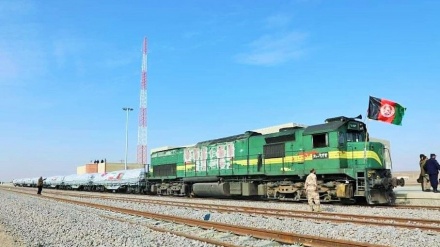 صادرات و واردات 94 هزار تن کالا با قطار به افغانستان