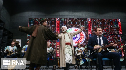 Эронда Тожикистон маданият кунлари очилди