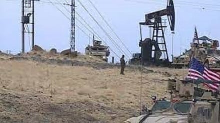 Continua il furto di petrolio e grano siriano da parte degli invasori americani