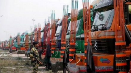 واردات کالا از افغانستان به هند از گذرگاه مرزی عطاری متوقف شد