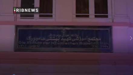 Гузориш: Сукути Олмон дар қиболи ҳамла ба мактаби эронӣ дар Ҳомбург