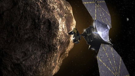 La sonda Lucy saluta la Terra, è diretta agli asteroidi di Giove