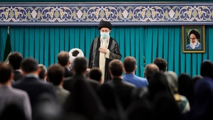 伊斯兰革命最高领袖：大学可以阻止敌人的渗透