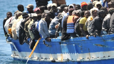 Lampedusa, tragedia migranti, esplosione su barcone, morti 2 bimbi 