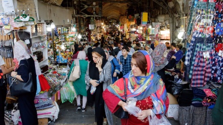 イランの経済成長率が増加、失業率は低下