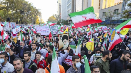 L'Iran met au défi USA...