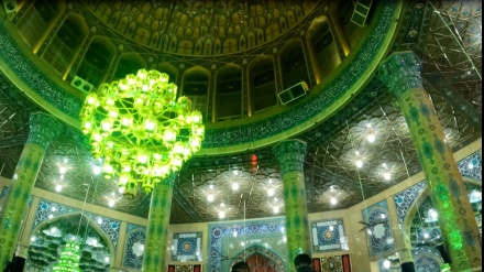 Bagian Dalam Masjid Suci Jamkaran, Seperti Ini!  