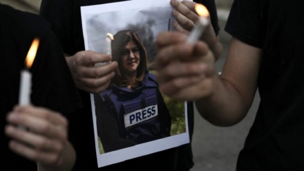 カタールがイスラエルを非難、「パレスチナ人女性記者の暗殺の責任を不受容」