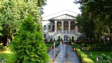 テヘランのフェルドウス庭園