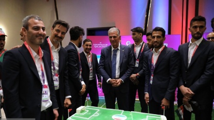 Эрон терма жамоаси Қатарда мухлислар томонидан қизғин кутиб олинди (видео)