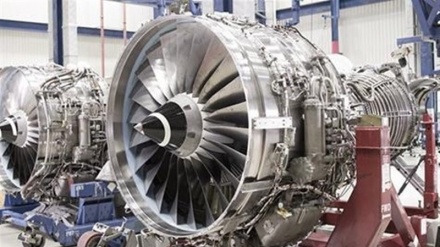 Irani prezanton motorin e parë të avionëve të prodhimit vendor