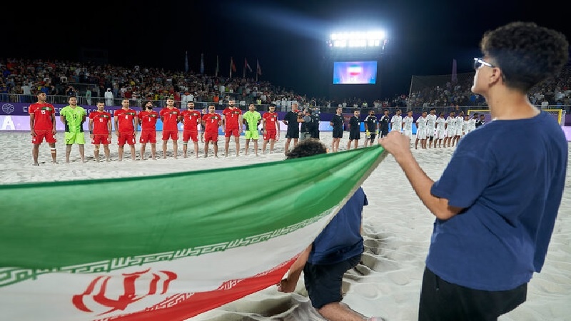 איראן גיבורת כדורגל החופים של העולם