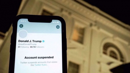 Elon Musk reinstates Trump’s Twitter account