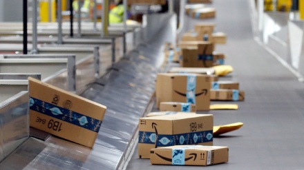  Amazon plans to lay off 10,000 employees, its largest job cuts ever 