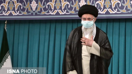 Ğomi viloyəti Şəhidon Konqresi təşkilədə iştirokəkəyon de  Ali Rəhbəri bıə vindemon 