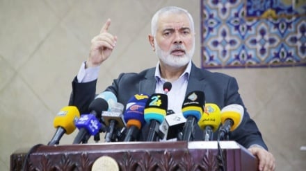 Haniyeh theksoi nevojën për lirimin e të burgosurve palestinezë nga burgjet e regjimit sionist