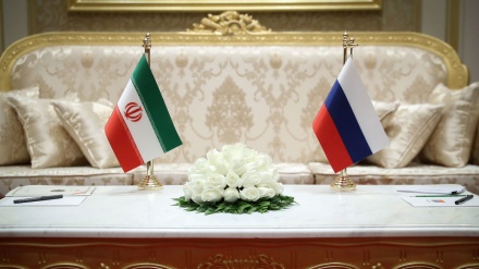 Rusya'dan en büyük ticari heyet Tahran'da 