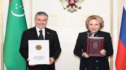 توافق روسیه و ترکمنستان برای ایجاد کمیسیون پارلمانی و همکاری
