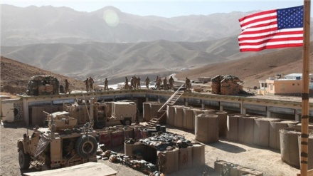 美国在叙利亚东部的基地遭到袭击