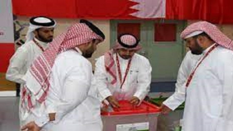 یکی از نامزدهای انتخابات پارلمانی فرمایشی بحرین در یک کلیپ ویدیویی از دستکاری در شمارش آرای این انتخابات و شرایط ظالمانه و ناعادلانه انتخابات سخن گفت.

