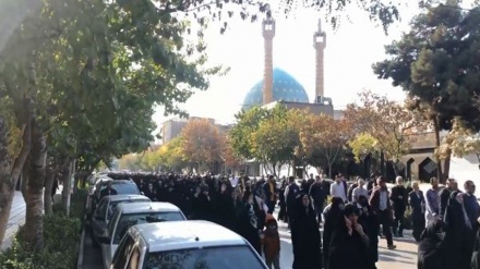 Warga Kota Mashhad Iran Turun ke Jalan Kecam Pelaku Kerusuhan