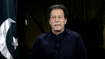 عمران خان د حکومت پرضد د عمومي اعتراض غوښتنه وکړه