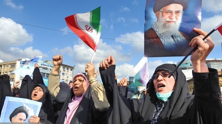 تصاویر حضور گسترده مردم ایران در راهپیمایی ضد استکباری 13 آبان