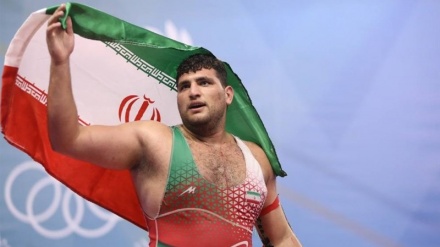 איראן היא גיבורת העולם בהיאבקות רומית