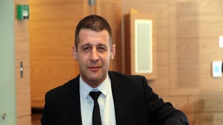 ח