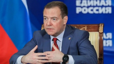 Дмитрий Медведев: Россия қурол имкониятларидан фойдалангани йўқ
