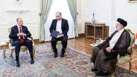 Iran-Russia: L'incontro di Raisi con Patrushev