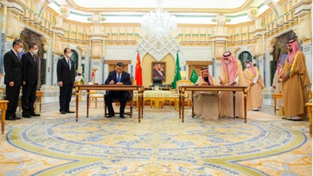 Cina dan Arab Saudi Menandatangani Perjanjian Strategis