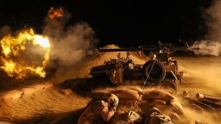 Njësitë e ushtrisë iraniane ushtrojnë mbrojtjen bregdetare në Detin e Omanit