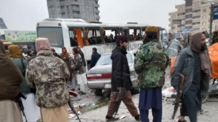 اتوبوس کارمندان دولتی در مزارشریف هدف انفجار قرار گرفت