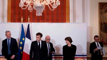 Macron Kritik Keras Perang Dagang AS